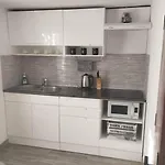 Neda Apartment Sutivan